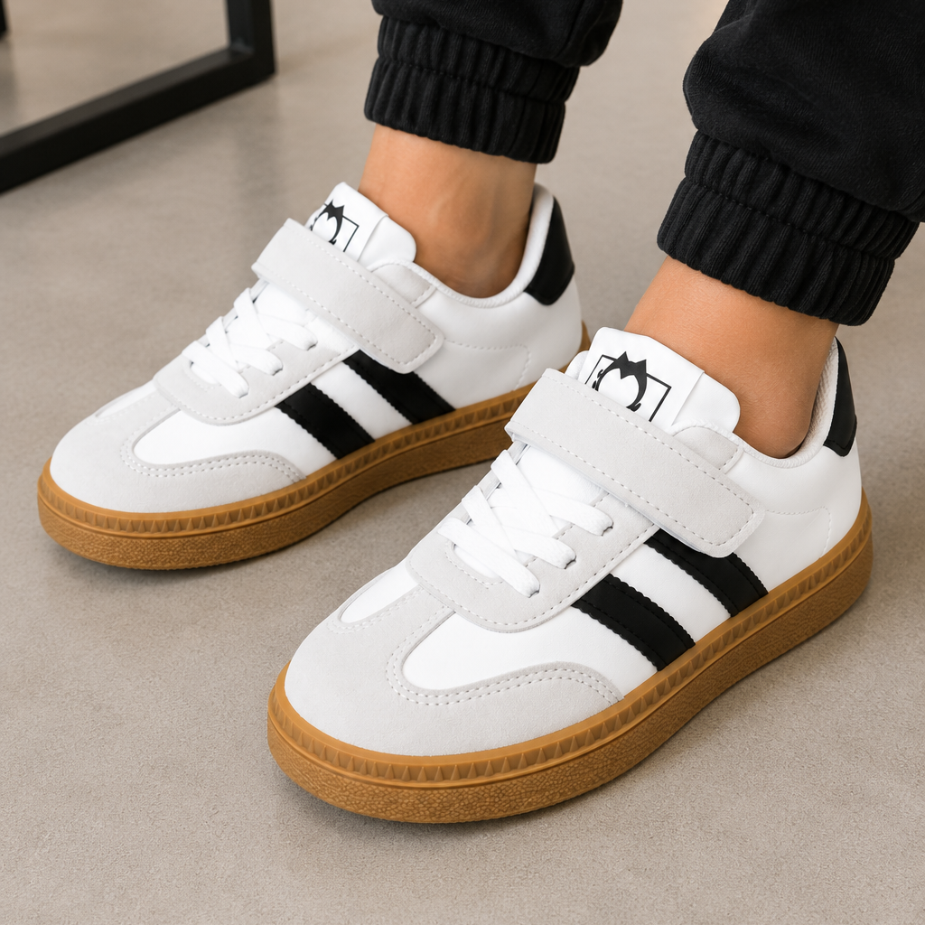 Kids Classic Sneakers – White & Gum