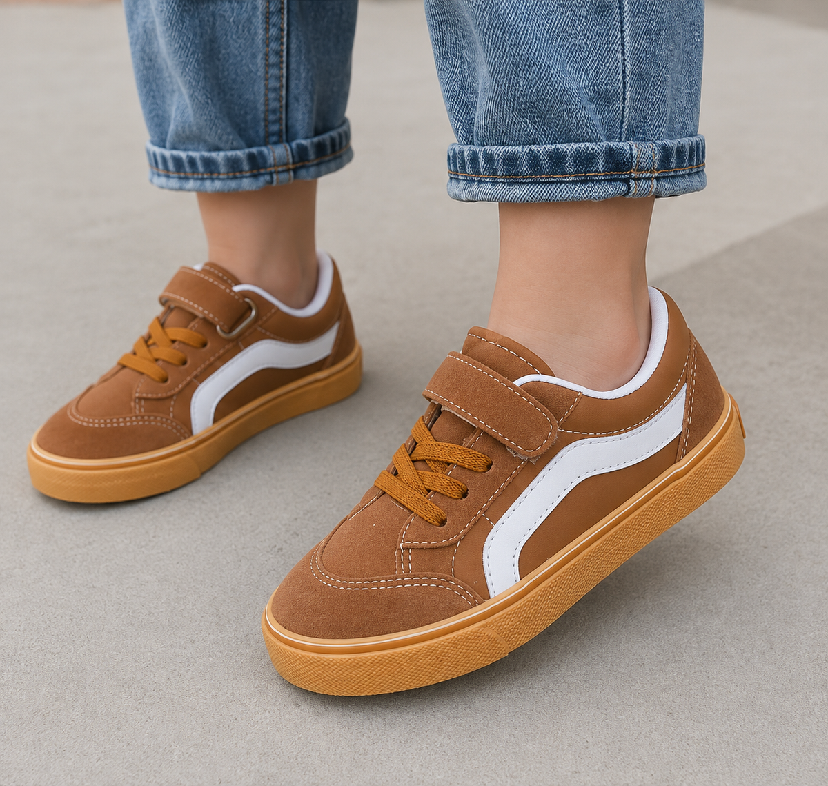 Kids Classic Sneakers - Brown