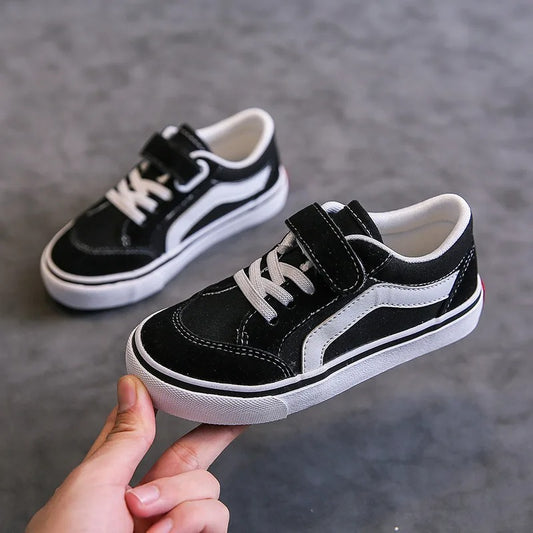 Kids Classic Sneakers - Black & White